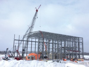 Erection of the grinding building. 
