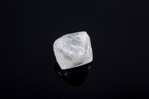 This 5.33 ct diamond from the CH-7 kimberlite is valued at US$3,106 per ct.