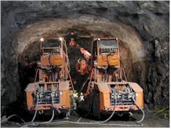 Two Axera T-12 jumbos working as a team