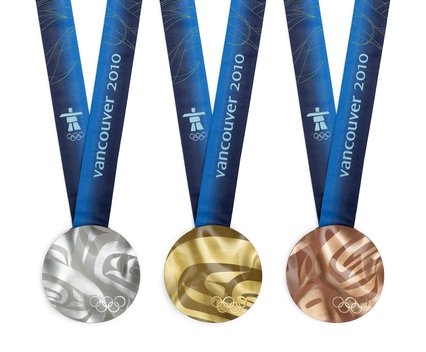 The medals awarded at the 2010 Vancouver Olympic Games are the first to contain metals recovered from end-of-life electronics. Teck supplied 2.05 kg of gold, 1,950 kg of silver and 903 kg of copper. (Photo: CANADIAN OLYMPIC COMMITTEE)