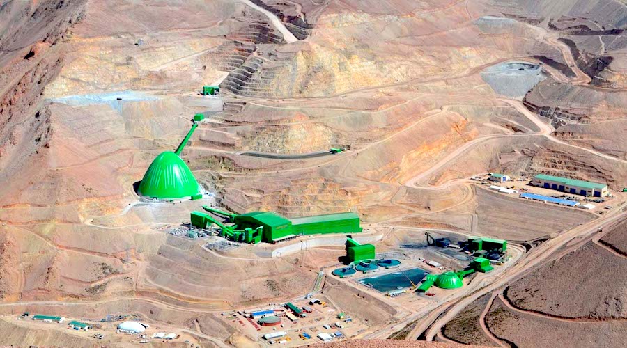 Lundin Mining buys controlling stake in Caserones copper mine in Chile