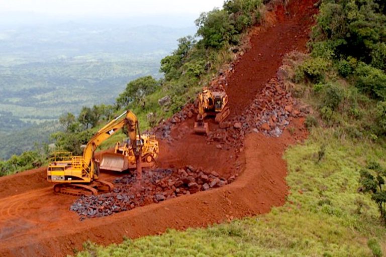 Guinea S Simandou Iron Ore Project Secures 15 Billion Financing